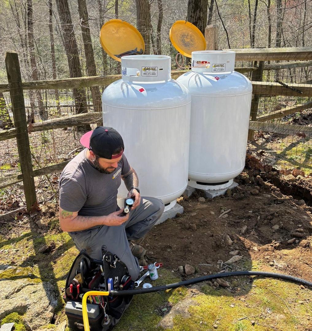 120 Gallon Propane Tanks (NEW) 120 Gallon Propane Tanks (NEW) - Image 3