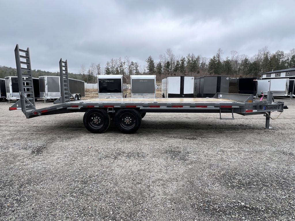 2024 Diamond C 8.5x20 20K Deckover Equipment Trailer w/ 72” Flip-Knee Ramps 2024 Diamond C 8.5x20 20K Deckover Equipment Trailer w/ 72” Flip-Knee Ramps - Image 3