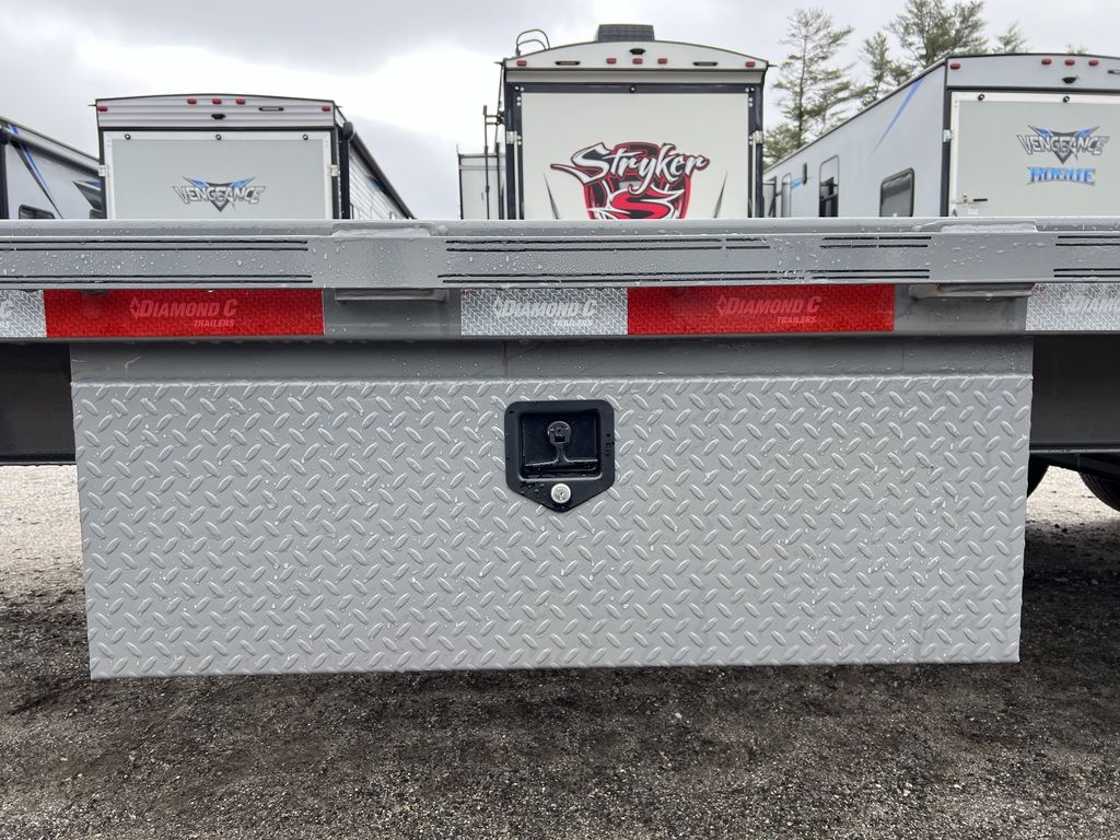 2024 Diamond C 8.5x20 20K Deckover Equipment Trailer w/ 72” Flip-Knee Ramps 2024 Diamond C 8.5x20 20K Deckover Equipment Trailer w/ 72” Flip-Knee Ramps - Image 6