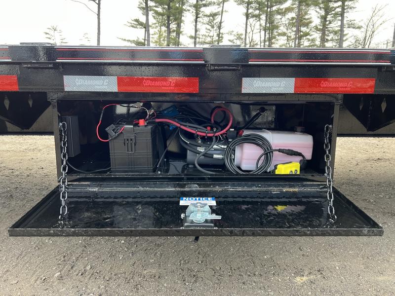2024 Diamond C 8.5x35 25K Gooseneck Equipment Trailer w/Spare Mount 2024 Diamond C 8.5x35 25K Gooseneck Equipment Trailer w/Spare Mount - Image 14
